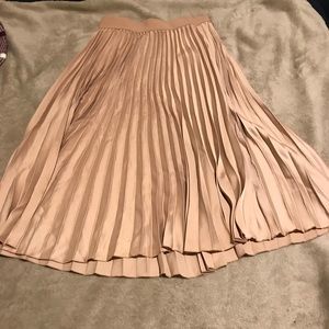 H&M Fringe Skirt *Taking All Offers*